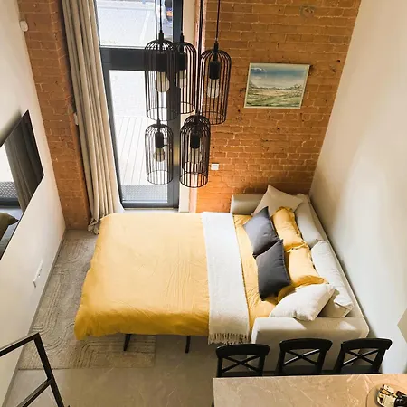 Avia Loft *