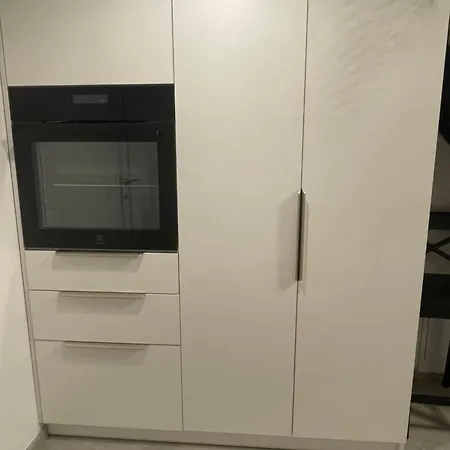 Avia Loft *